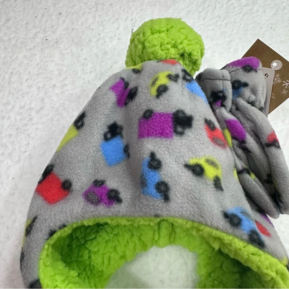 Boy’s Hat and Mitten Set (9-18 months)